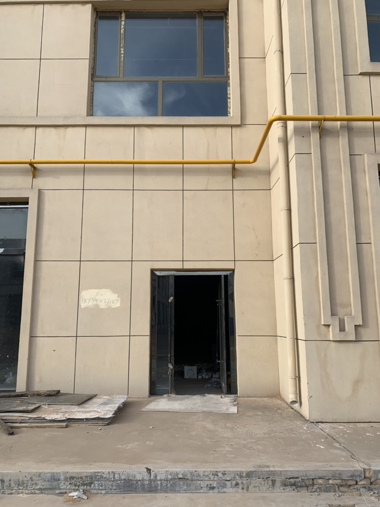 内蒙古省（自治区）鄂尔多斯市乌审旗图克镇规划一街西侧规划七路北侧4-1-1-121（301）房产
