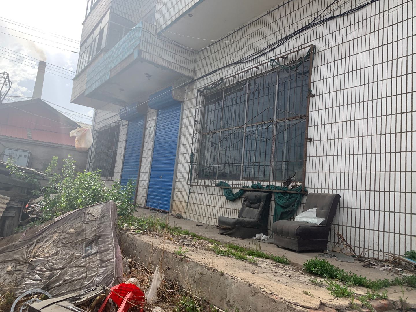 内蒙古自治区呼伦贝尔市牙克石市胜利办事处通河东街线务局门市102号门市房产