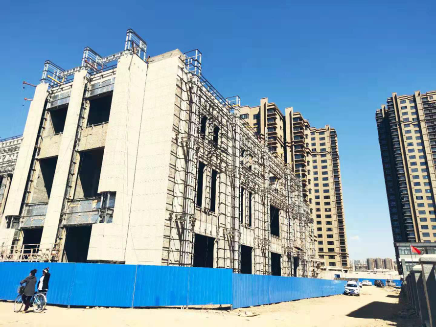 内蒙古呼和浩特市回民区光明西街四季花辰AB座2层212号房产